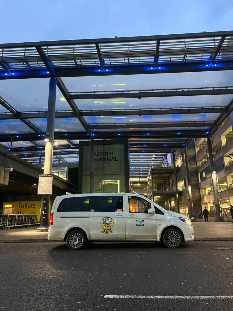 Why Booking an Airport Taxi in Advance Saves You Money & Stress 1 Gatwick North Terminal